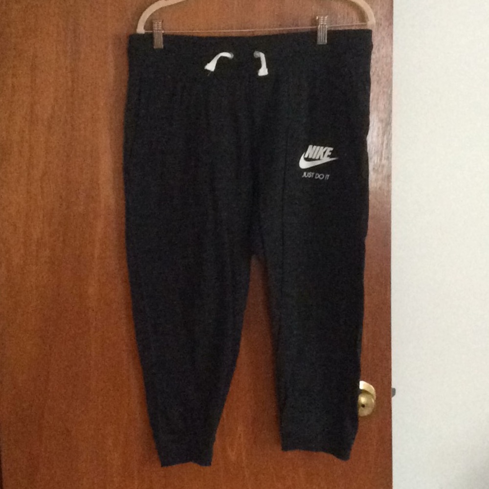 Woman 3/4 length jogger